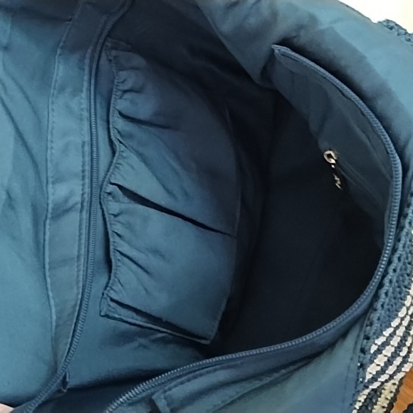 THE SAK Indio Crochet Gypsy Shoulder Bag - Picture 5 of 13